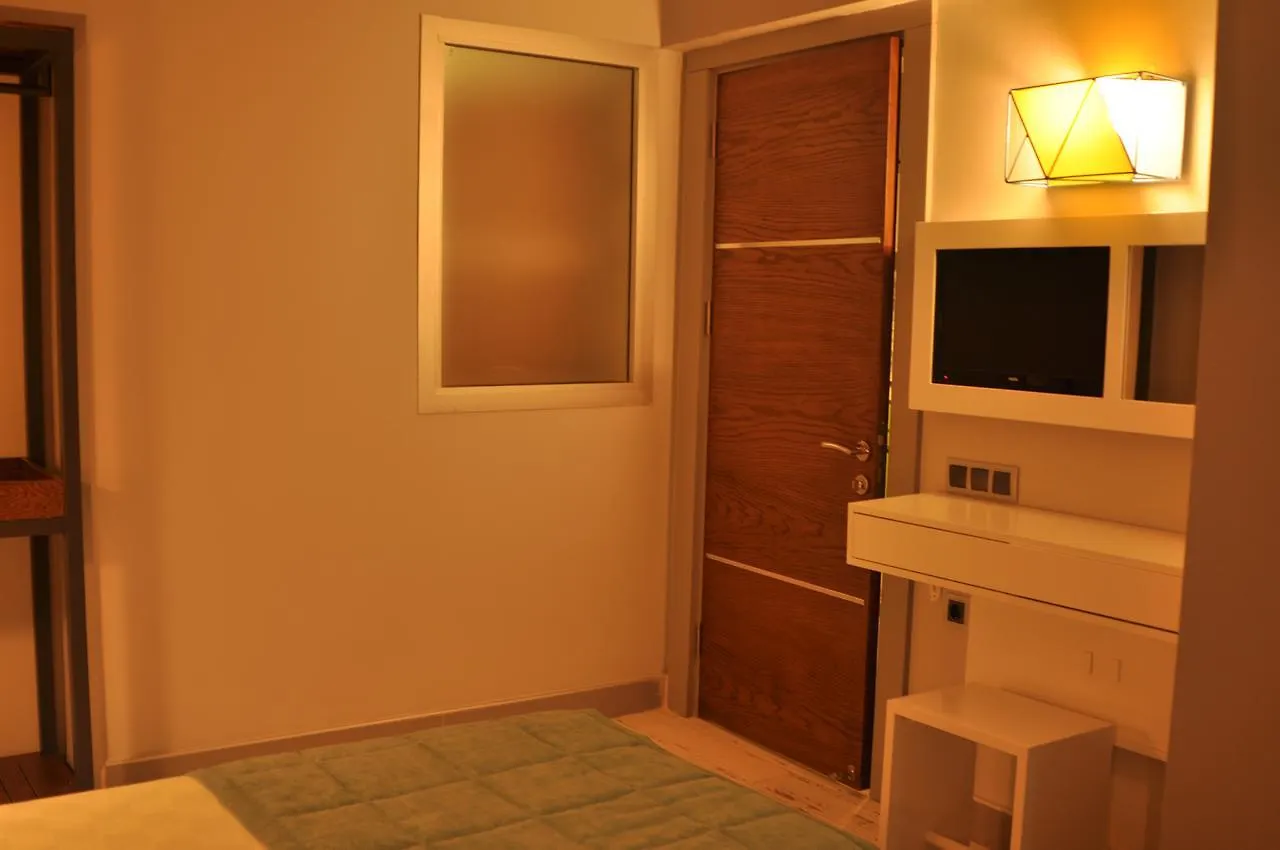 Aparthotel Exelsior Junior